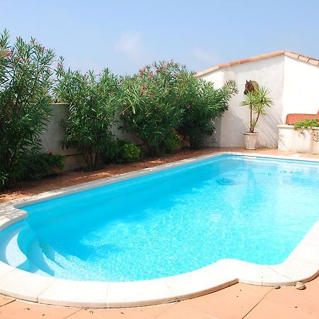 Soleil De Camargue Vila Arles Exterior foto